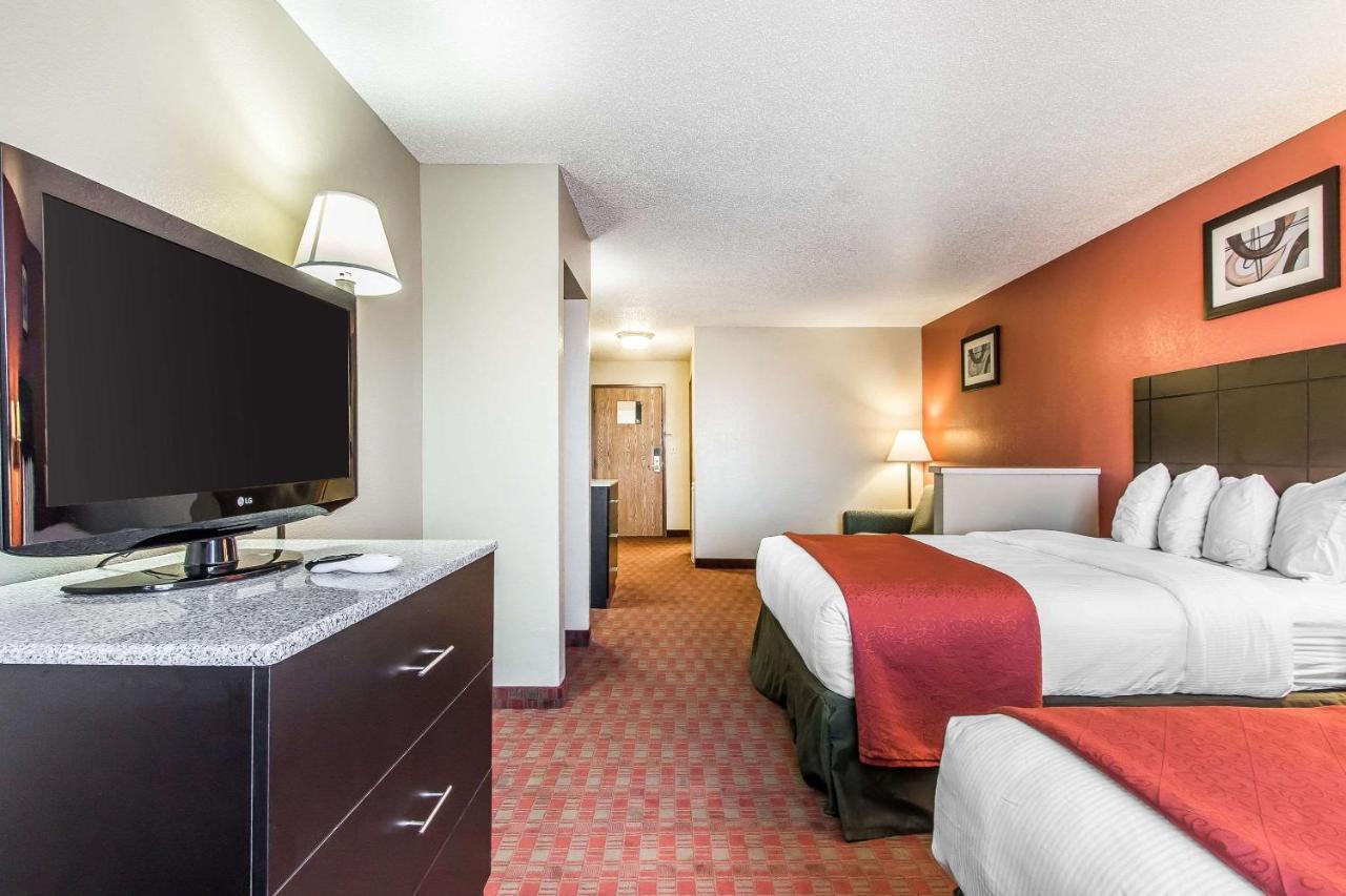 Quality Inn & Suites La Vergne Εξωτερικό φωτογραφία