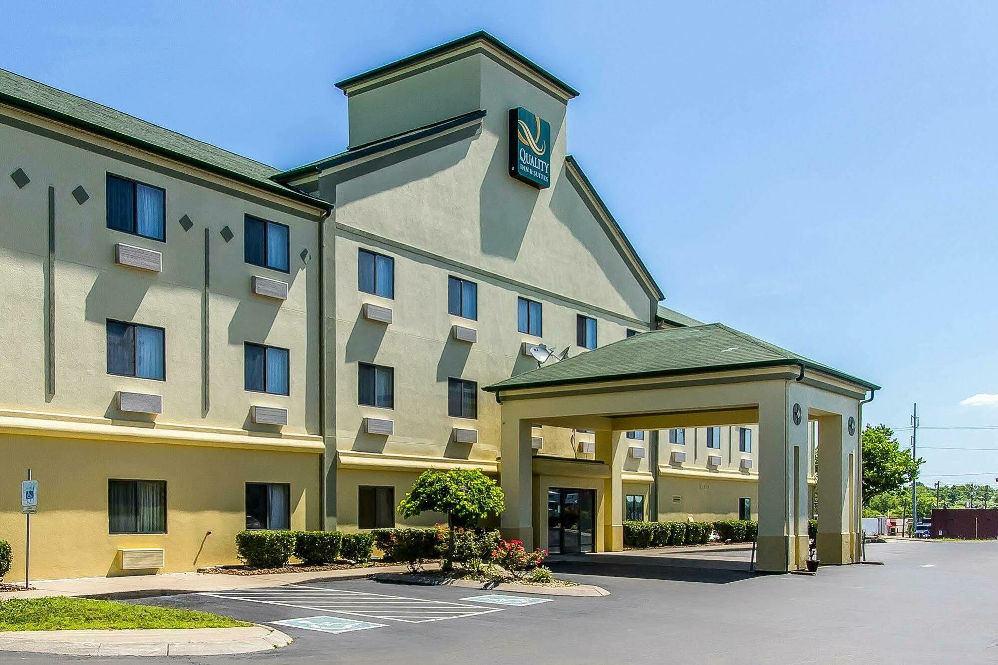 Quality Inn & Suites La Vergne Εξωτερικό φωτογραφία
