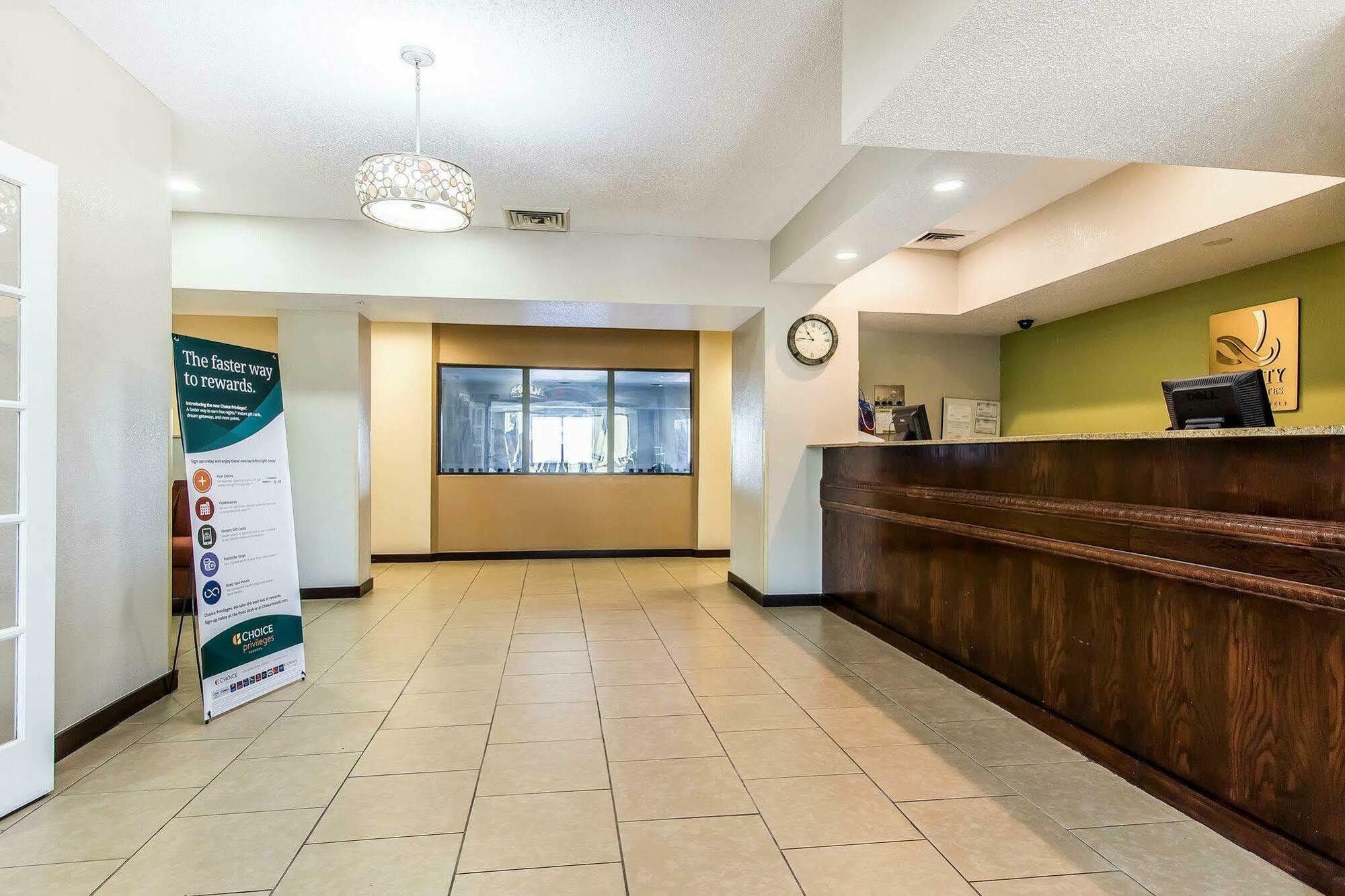 Quality Inn & Suites La Vergne Εξωτερικό φωτογραφία