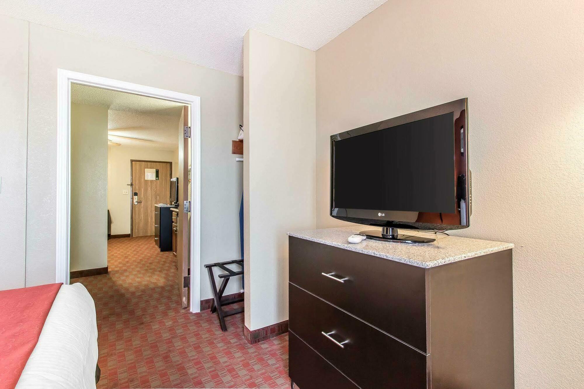 Quality Inn & Suites La Vergne Εξωτερικό φωτογραφία