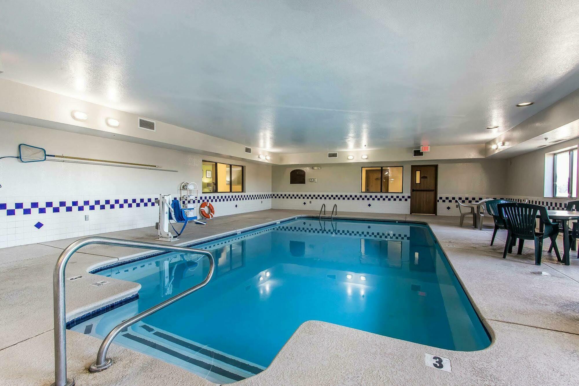 Quality Inn & Suites La Vergne Εξωτερικό φωτογραφία